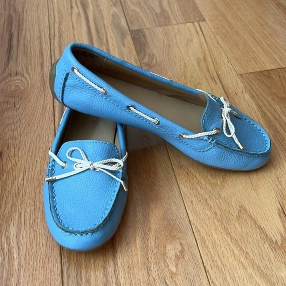 New Talbots leather blue driving loafers 6.5​ - Picture 3 of 9